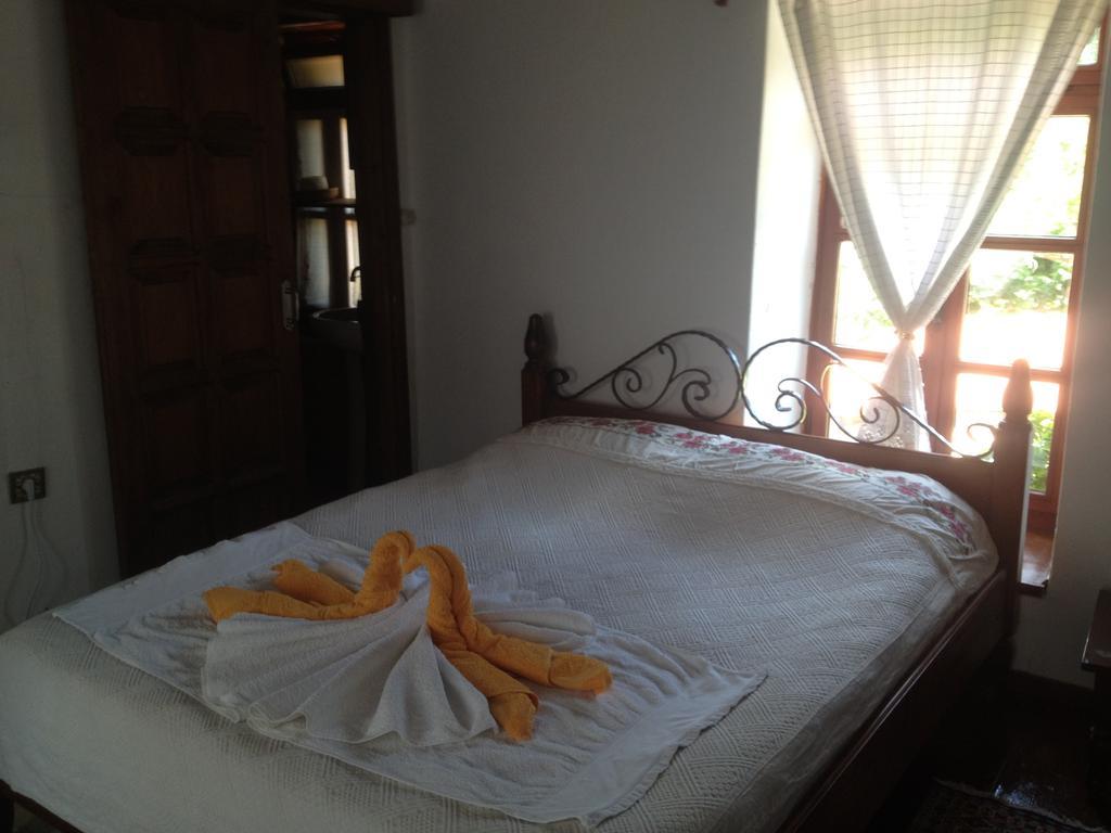 Salkim Konak Ve Agac Evler Pension Selçuk Kamer foto